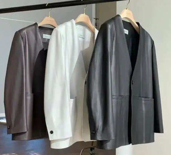 Do you know whether the clothing fabric is made of