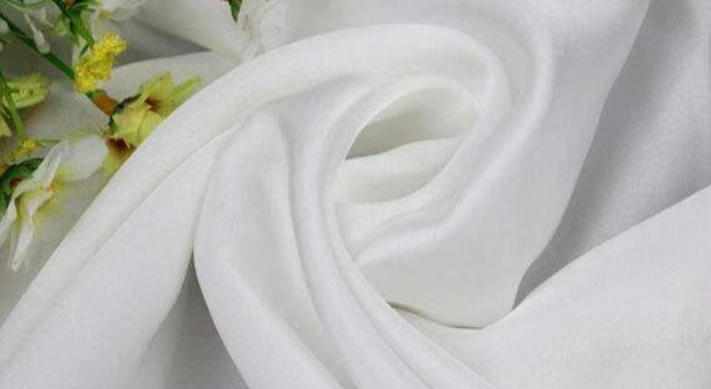 Image [27]-Fabric Pros and Cons: Detailed Analysis of Cotton, Linen, Silk, Wool, Polyester, and Blended Fabrics with Advantages and Disadvantages-Nleather