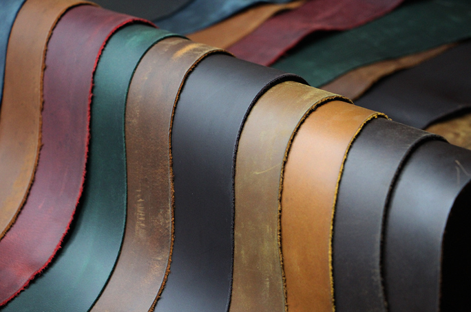 Image [3]-Preserving the Retro Patina During Oil Wax Leather Color Migration – Nleather-Nleather