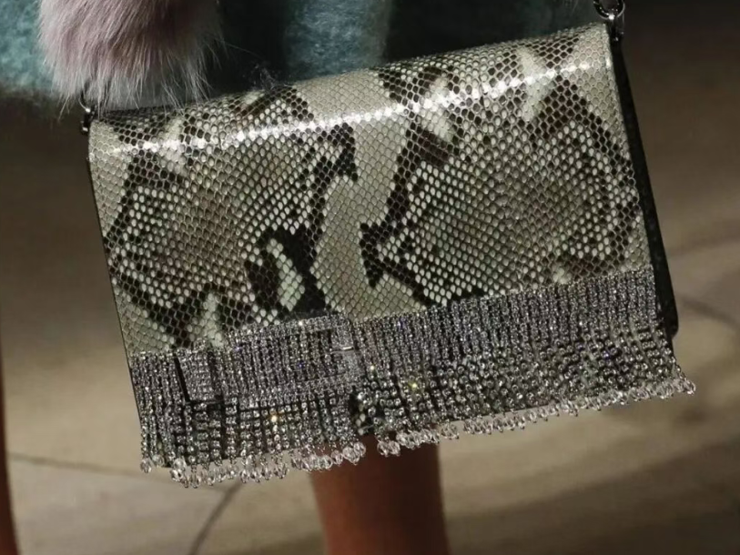 Image [1]-Wear resistance testing: Stunning durability secrets revealed – Nleather-Nleather
