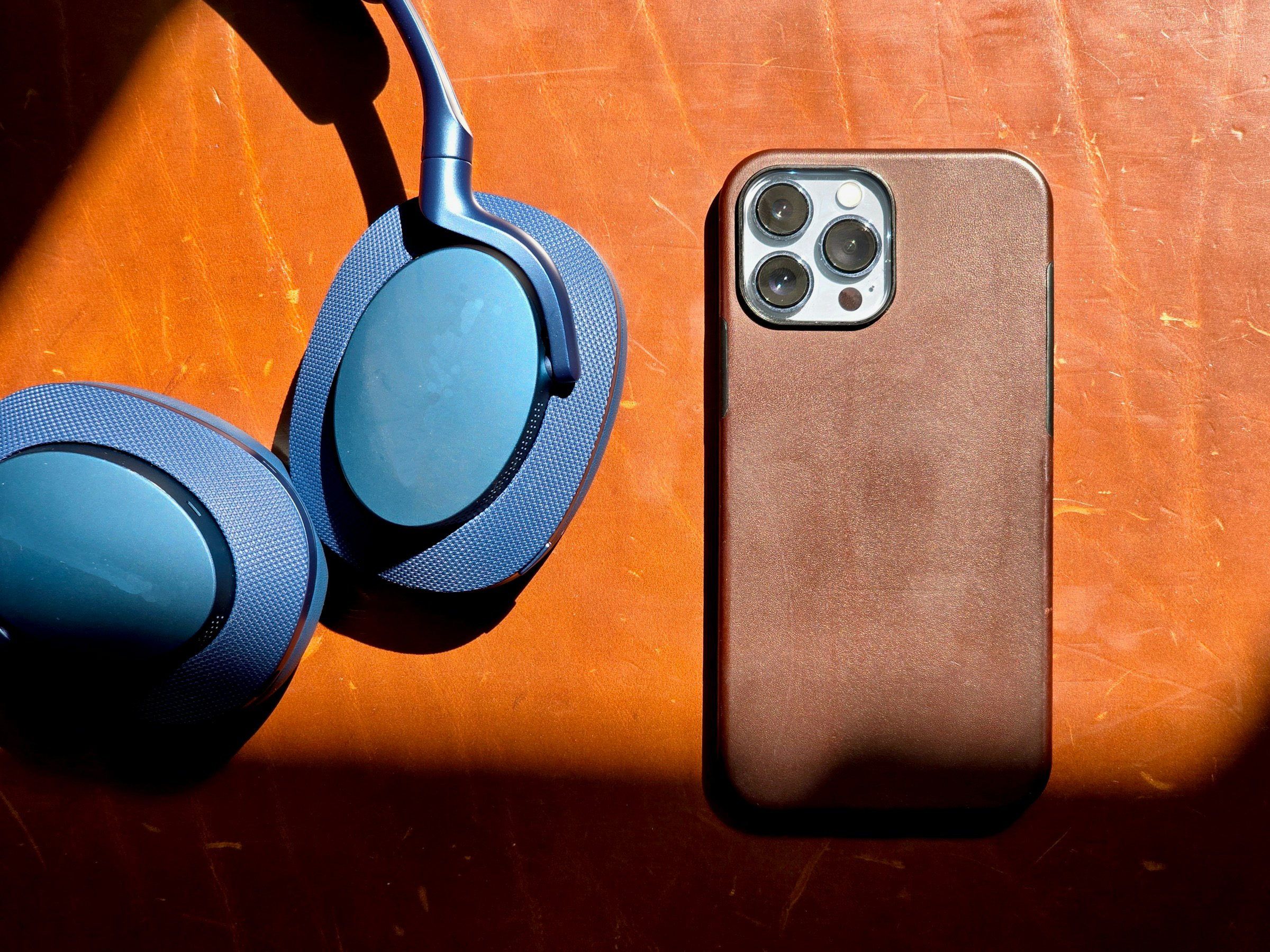 Image [2]-Silicone Leather vs. PU Leather for 3C Devices: A Complete Performance and Safety Comparison – Nleather-Nleather